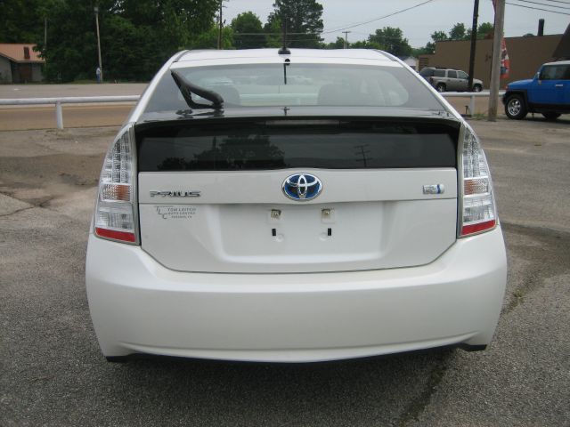 2010 Toyota Prius 4dr Sdn 2.4L FWD