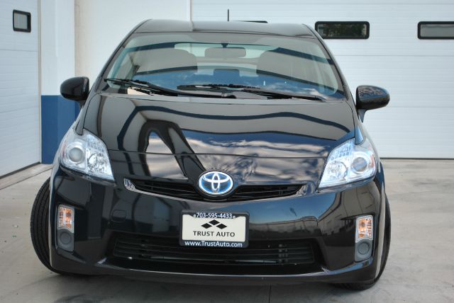 2010 Toyota Prius 2dr Carrera 4 S Cpe 6-spd Manual Coupe