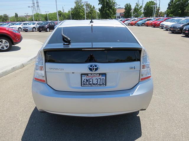 2010 Toyota Prius SLT - MEGA Cab4x4