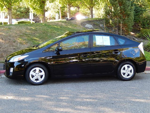 2010 Toyota Prius Premier - ONE Ownerloaded