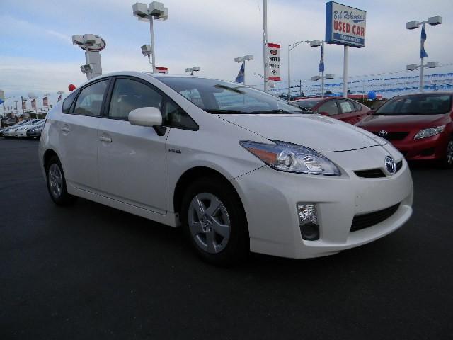 2010 Toyota Prius W/leather