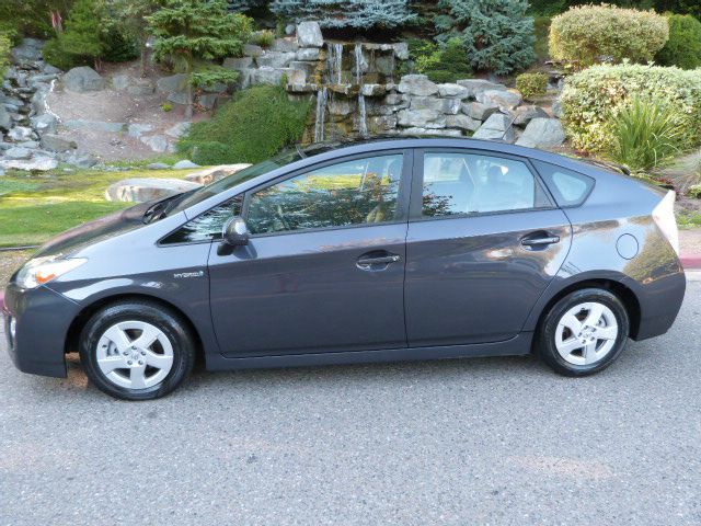 2010 Toyota Prius Premier - ONE Ownerloaded