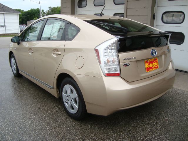 2010 Toyota Prius 4dr Sdn 2.4L FWD