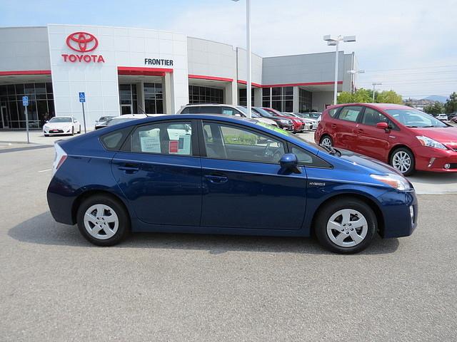 2010 Toyota Prius SLT - MEGA Cab4x4