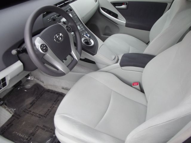 2010 Toyota Prius Base