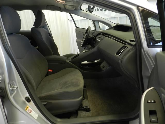 2010 Toyota Prius LTZ 4x4 Nav DVD