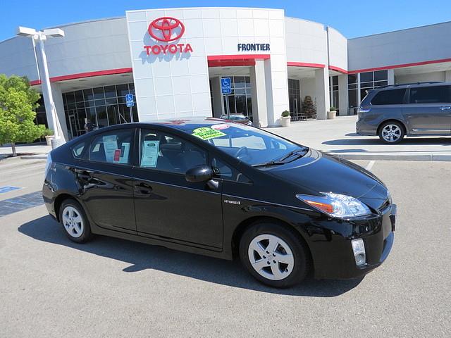 2010 Toyota Prius SLT - MEGA Cab4x4