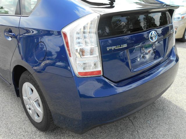 2010 Toyota Prius 4dr Sdn 2.4L FWD