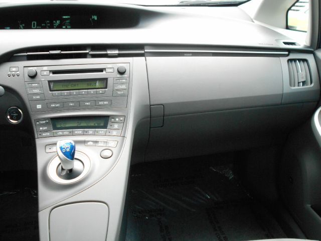 2010 Toyota Prius 4dr Sdn 2.4L FWD