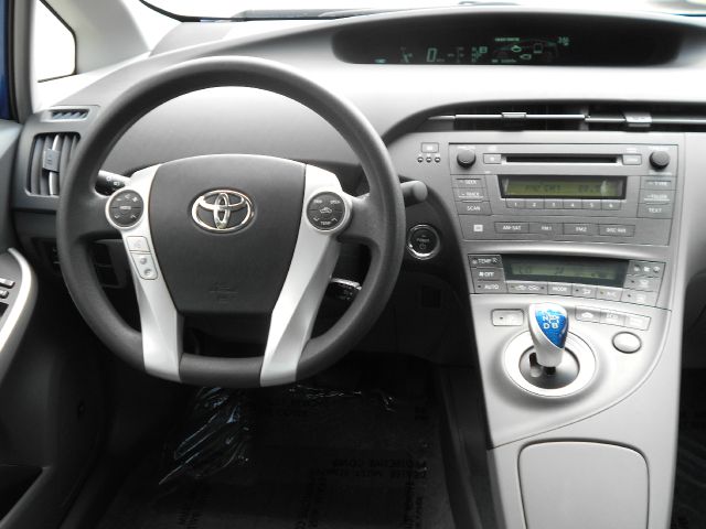 2010 Toyota Prius 4dr Sdn 2.4L FWD