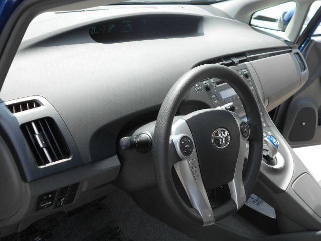 2010 Toyota Prius 4dr Sdn 2.4L FWD