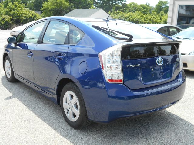 2010 Toyota Prius 4dr Sdn 2.4L FWD