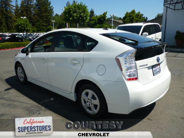 2010 Toyota Prius 2WD 4dr SE SUV