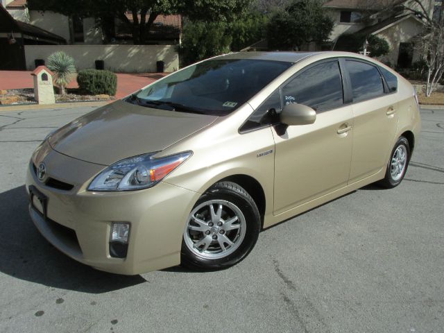 2010 Toyota Prius 4dr Sdn 2.4L FWD