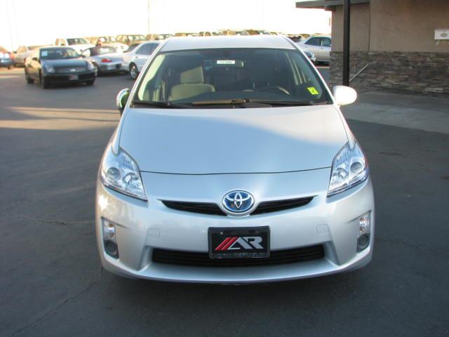 2010 Toyota Prius Tv