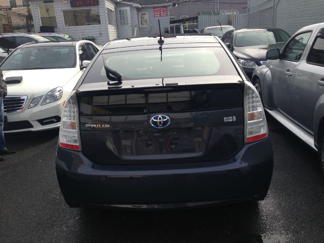 2010 Toyota Prius 4dr Sdn 2.4L FWD