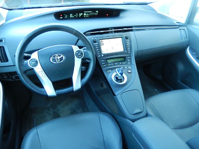 2010 Toyota Prius Premier - ONE Ownerloaded