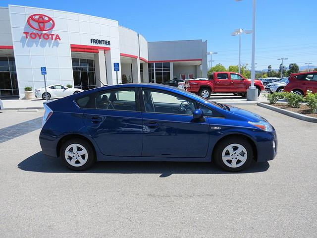 2010 Toyota Prius SLT - MEGA Cab4x4