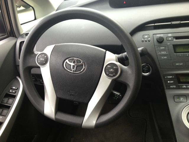 2011 Toyota Prius 4dr Sdn 2.4L FWD