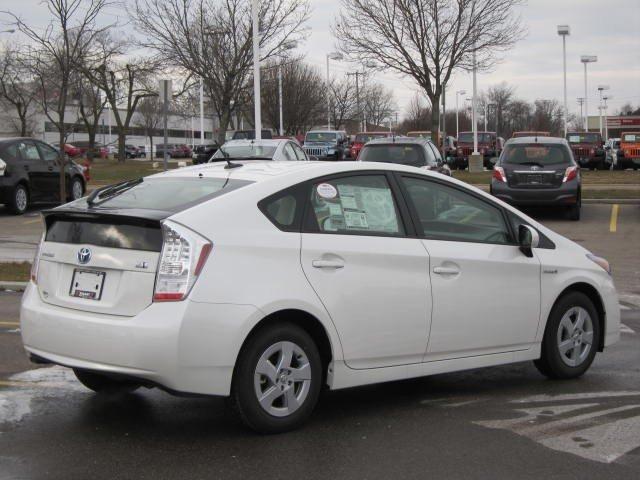 2011 Toyota Prius LTZ 4x4 Nav DVD