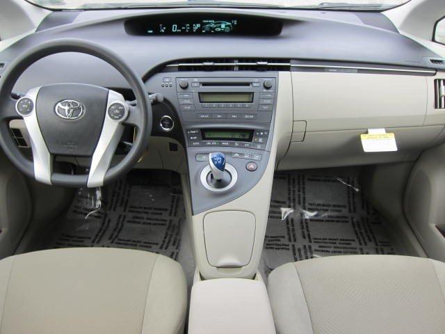 2011 Toyota Prius LTZ 4x4 Nav DVD