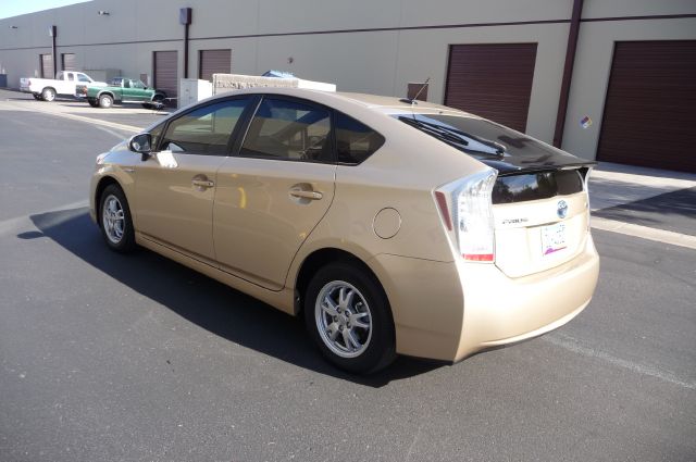 2011 Toyota Prius Hatchback Manual S Sport