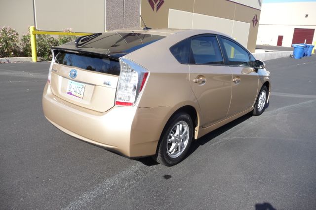 2011 Toyota Prius Hatchback Manual S Sport