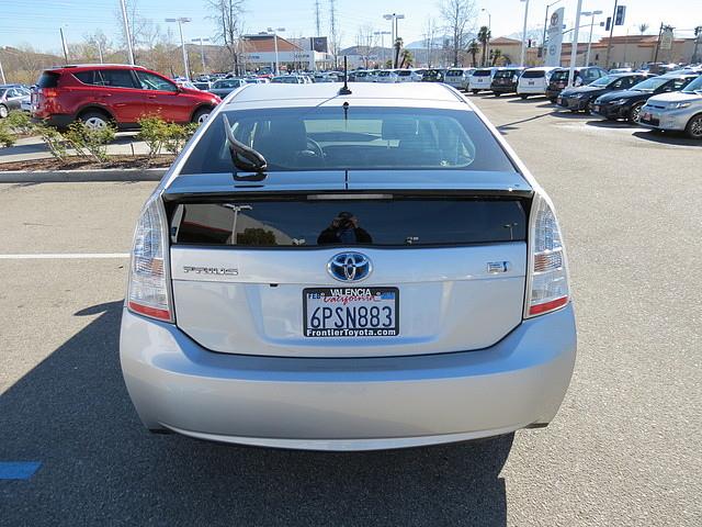 2011 Toyota Prius SLT - MEGA Cab4x4