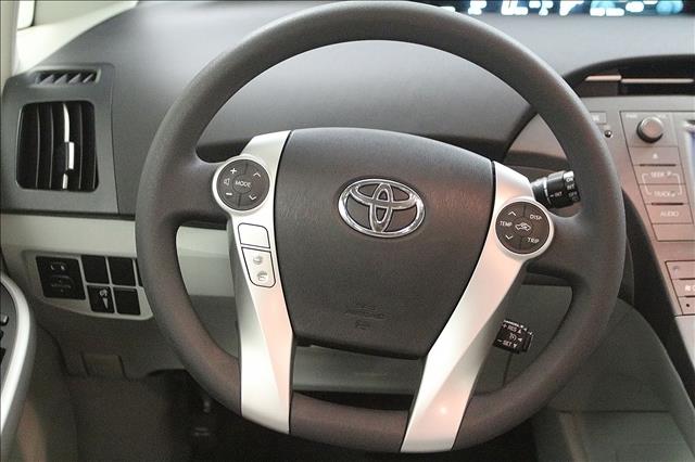 2012 Toyota Prius G 15