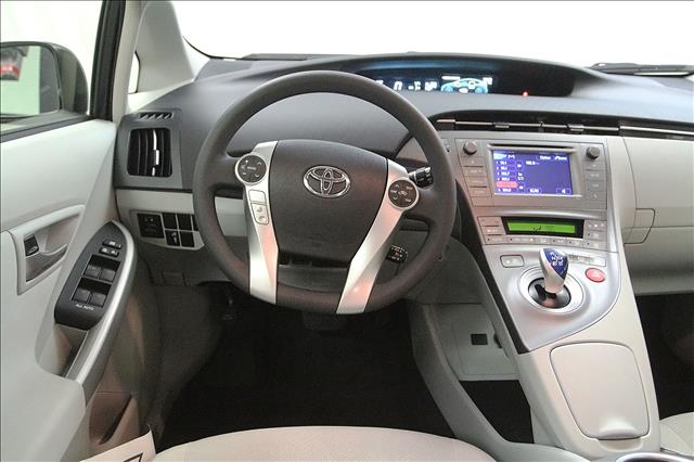 2012 Toyota Prius G 15