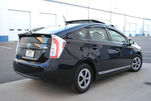 2012 Toyota Prius Premier - ONE Ownerloaded