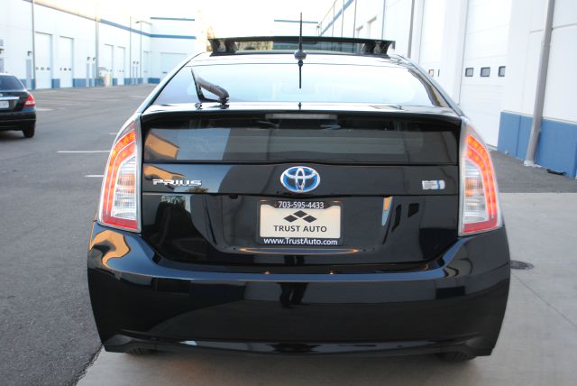 2012 Toyota Prius Premier - ONE Ownerloaded