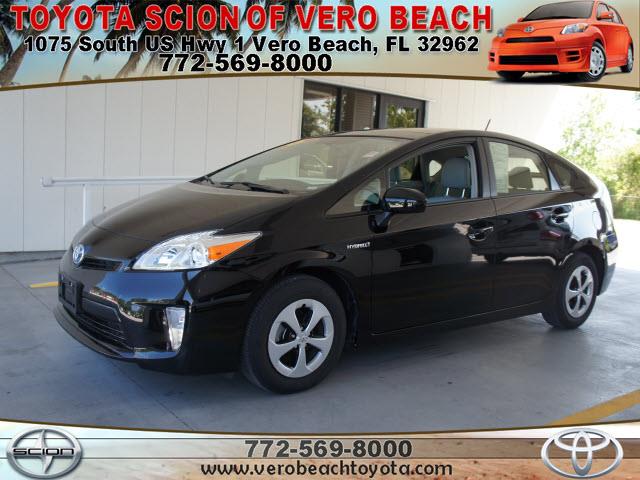 2012 Toyota Prius 5dr Wgn Auto Release Series 8.