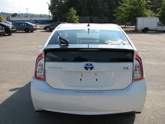 2013 Toyota Prius G 15