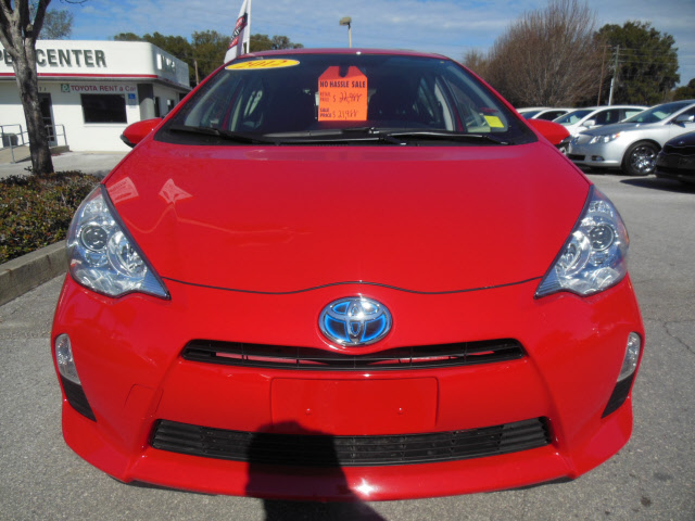 2012 Toyota Prius c Sltunder Deposit