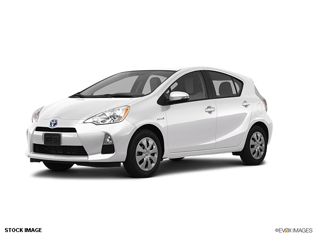 2012 Toyota Prius c Sltunder Deposit