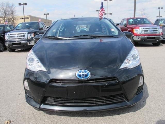 2012 Toyota Prius c Sltunder Deposit