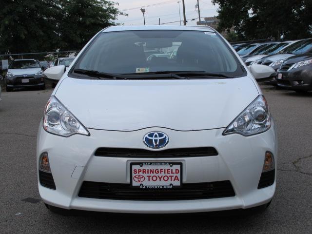 2013 Toyota Prius c G 15