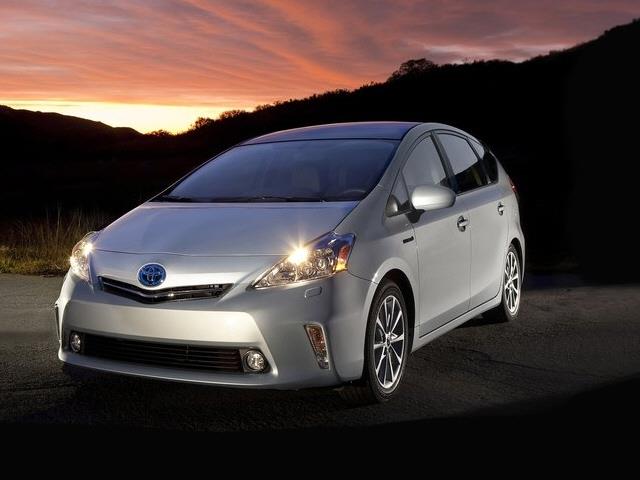 2013 Toyota Prius v 5 Special Value