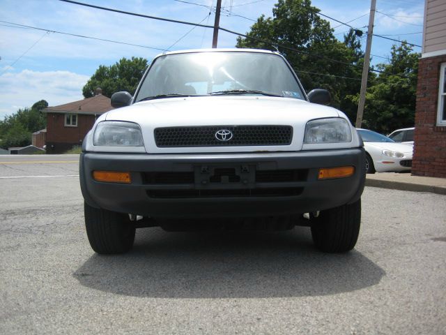 1997 Toyota RAV4 Volante S