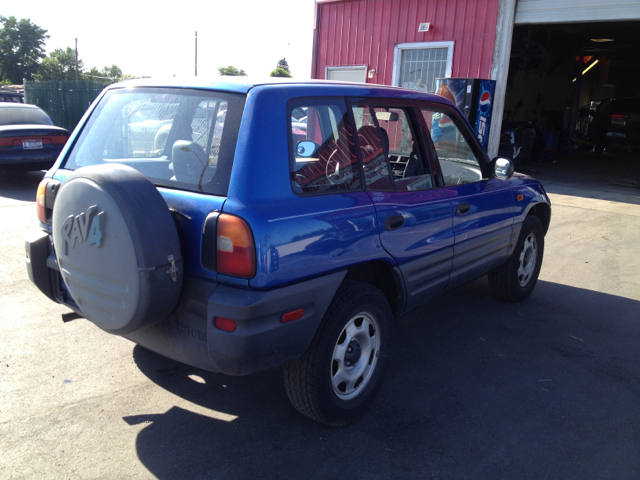 1997 Toyota RAV4 Volante S