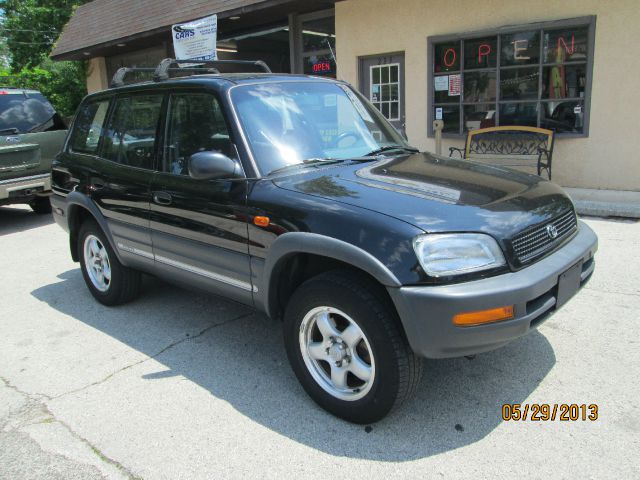 1997 Toyota RAV4 Volante S