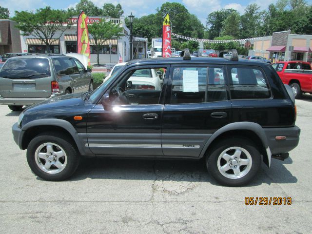 1997 Toyota RAV4 Volante S