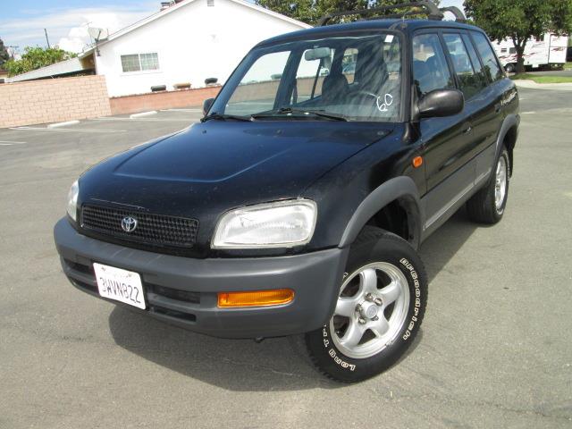 1997 Toyota RAV4 S 2WD SUV