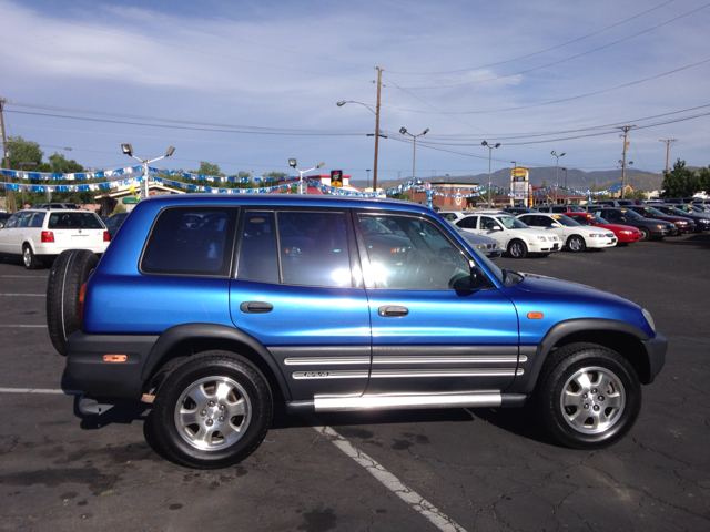 1997 Toyota RAV4 Volante S