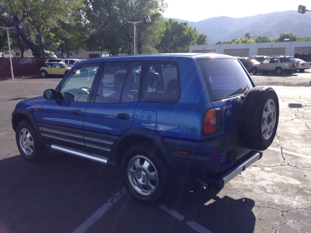 1997 Toyota RAV4 Volante S