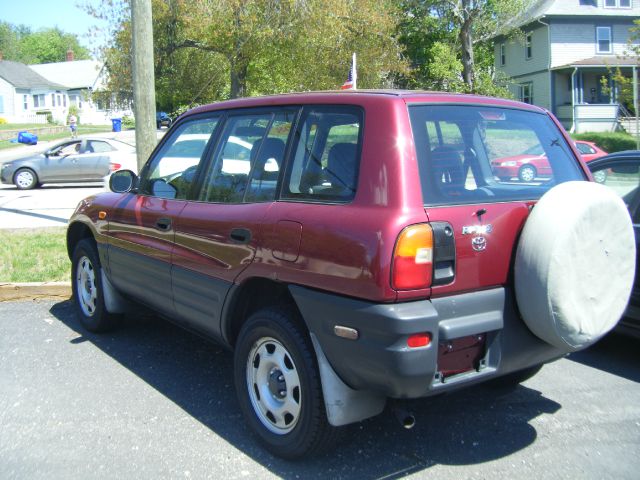 1997 Toyota RAV4 Volante S