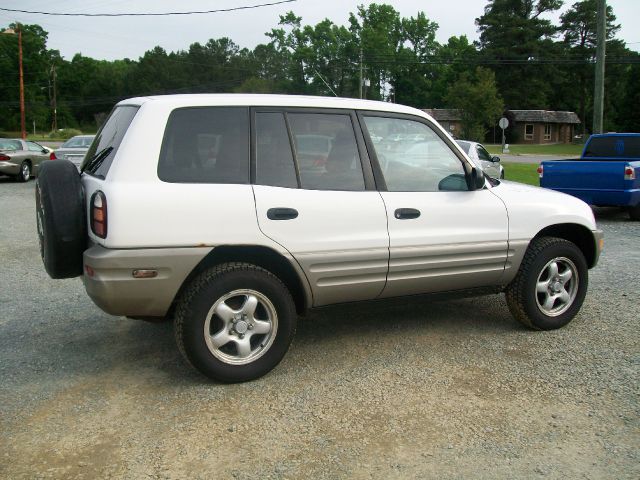 1998 Toyota RAV4 Volante S