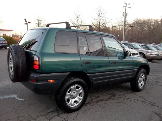 1998 Toyota RAV4 Volante S