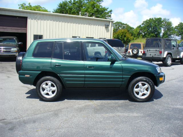 1999 Toyota RAV4 Volante S